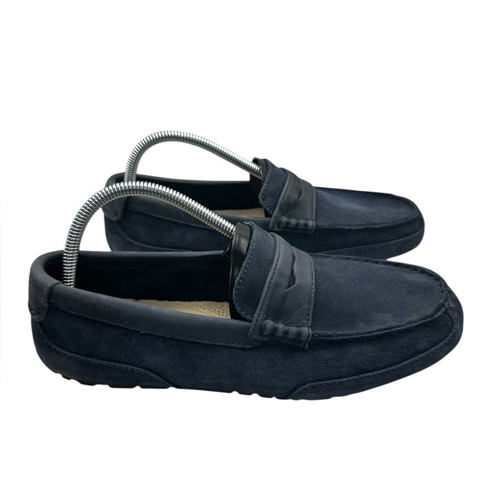 UGG Henrick Men’s Blue Leather Driving Loafers Size 9 US Slip-On Comfort Shoes